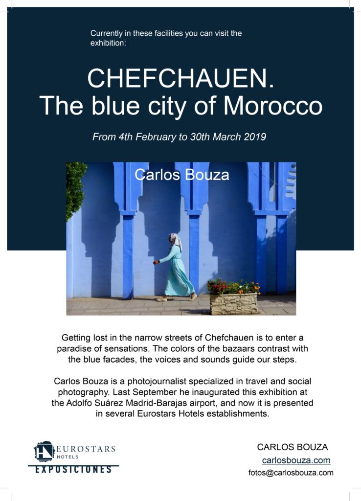 Cartel exposición Chefchauen, la ciudad azul de Marruecos en Lisboa